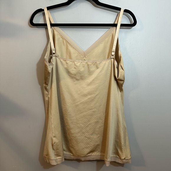 SPANX Tank top Cami V Neck Beige Tan size 3X Shapewear slimming - Picture 2 of 7